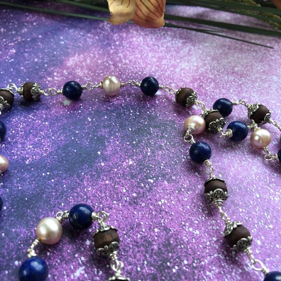 31  1/2" berry Tulasi with lapis lazuli (Gemstone for Saturn)  pearl (Moon) $75 - Picture 8 of 8